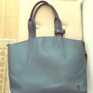 Lululemon Tote. Worn 6-8 times